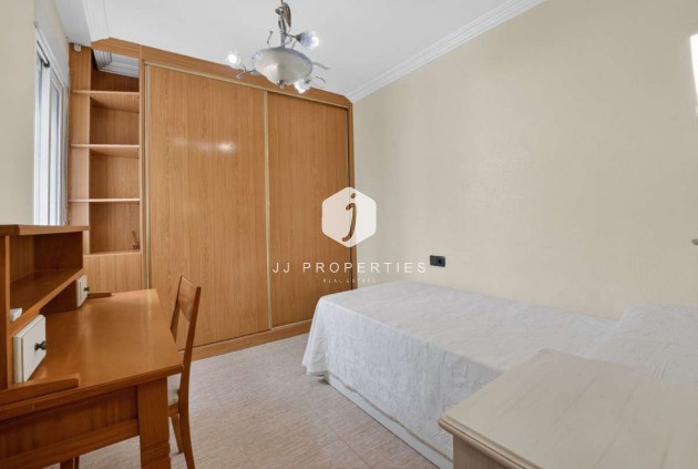 Resale - Apartment / flat -
Torrevieja - Costa Blanca