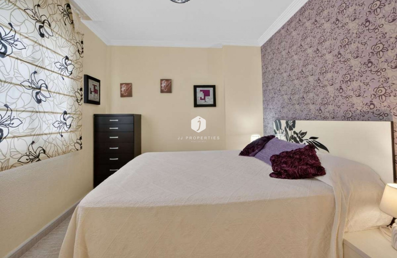 Resale - Apartment / flat -
Torrevieja - Costa Blanca