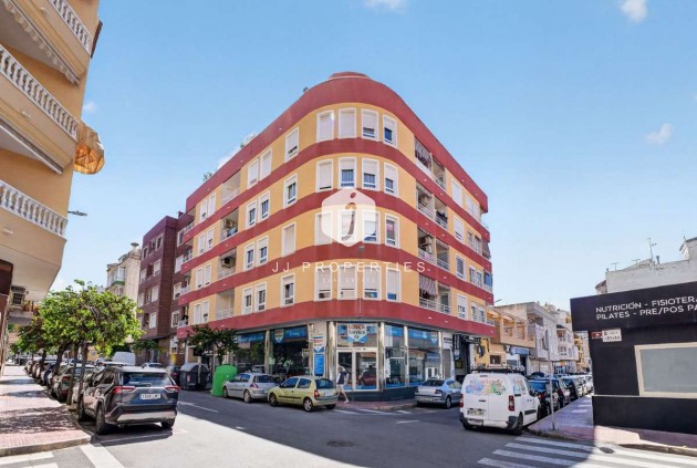 Resale - Apartment / flat -
Torrevieja - Costa Blanca