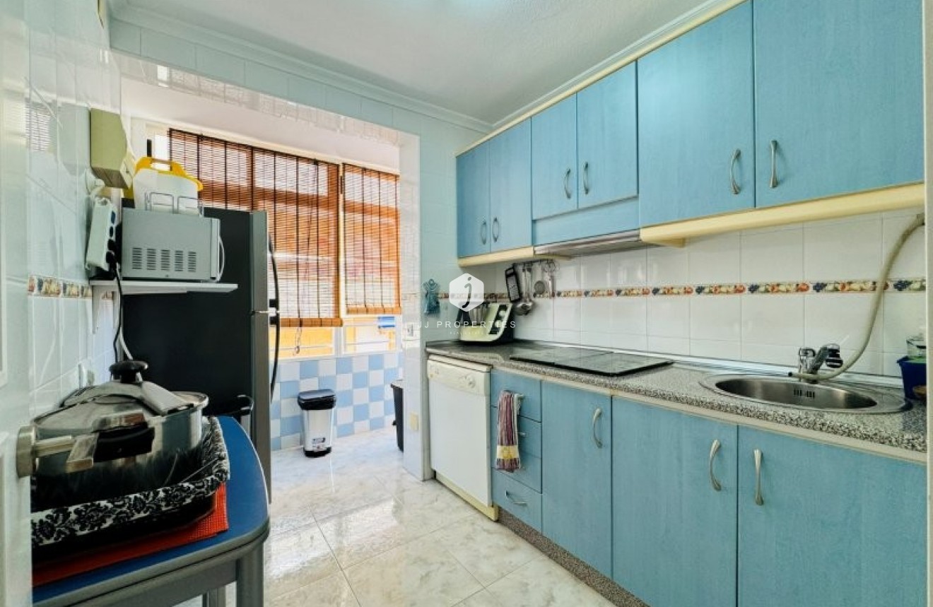 Resale - Apartment / flat -
La Mata - Costa Blanca