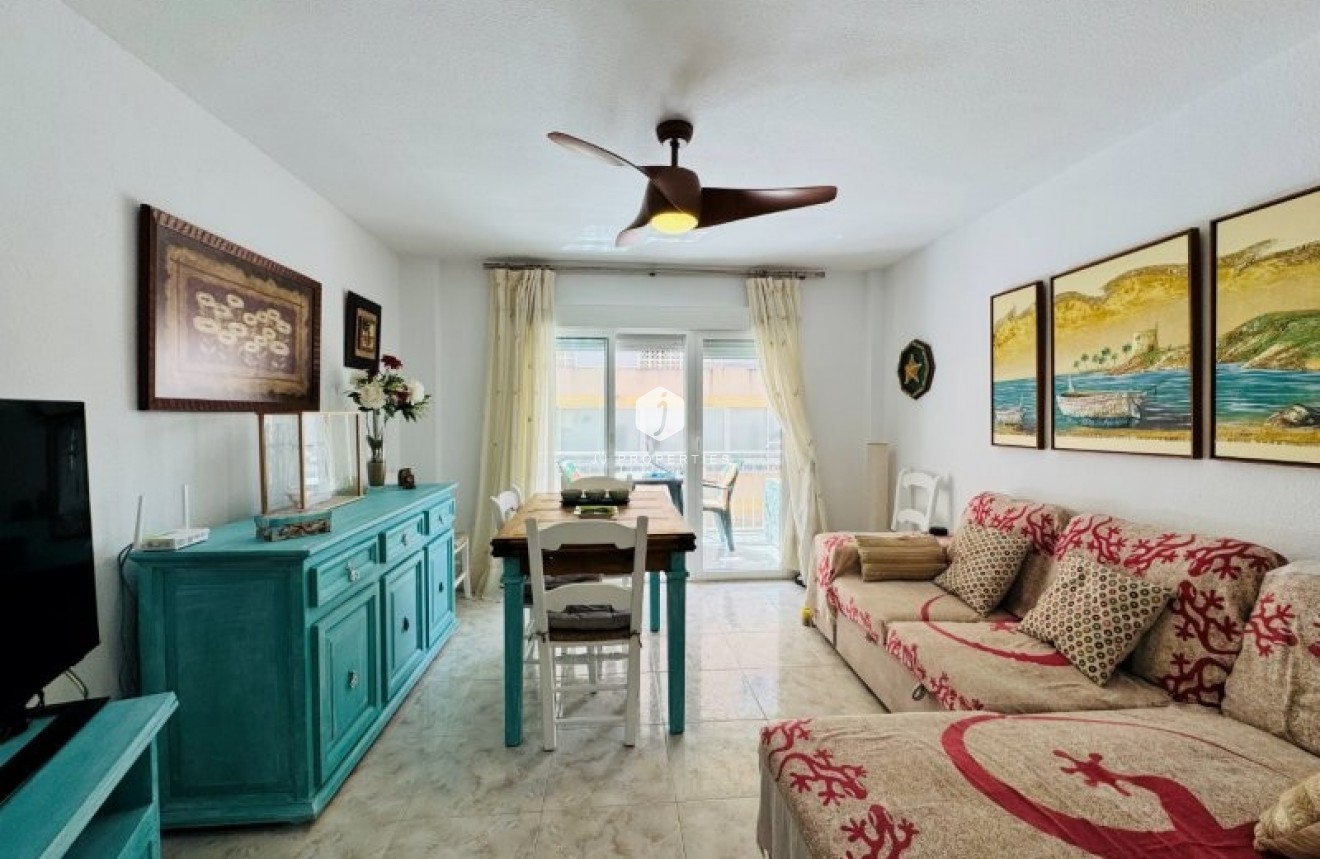 Resale - Apartment / flat -
La Mata - Costa Blanca