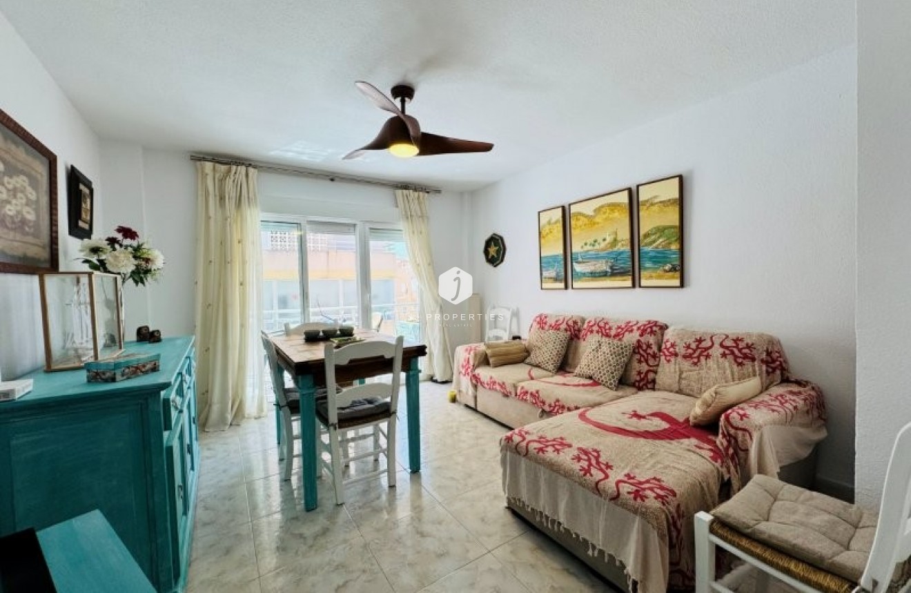 Resale - Apartment / flat -
La Mata - Costa Blanca