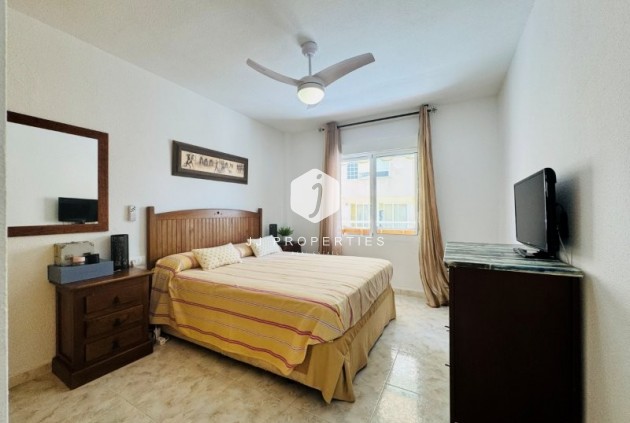 Resale - Apartment / flat -
La Mata - Costa Blanca