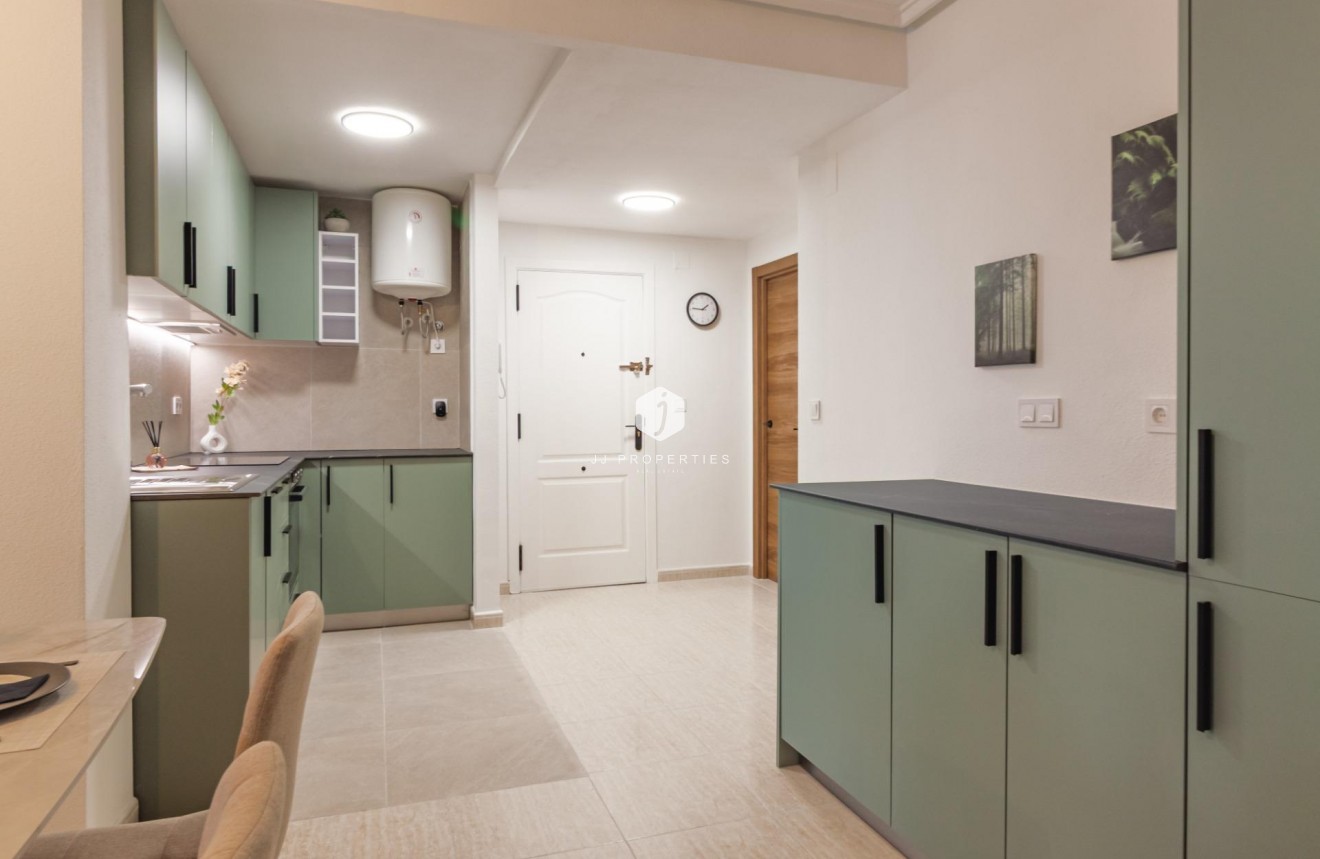 Aus zweiter Hand - Wohnung -
Torrevieja - Playa del Cura
