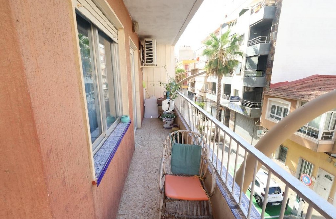 D'occasion - Appartement -
Torrevieja - Costa Blanca