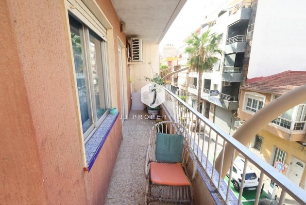 D'occasion - Appartement -
Torrevieja - Costa Blanca
