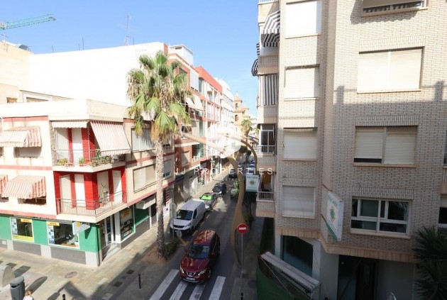 D'occasion - Appartement -
Torrevieja - Costa Blanca
