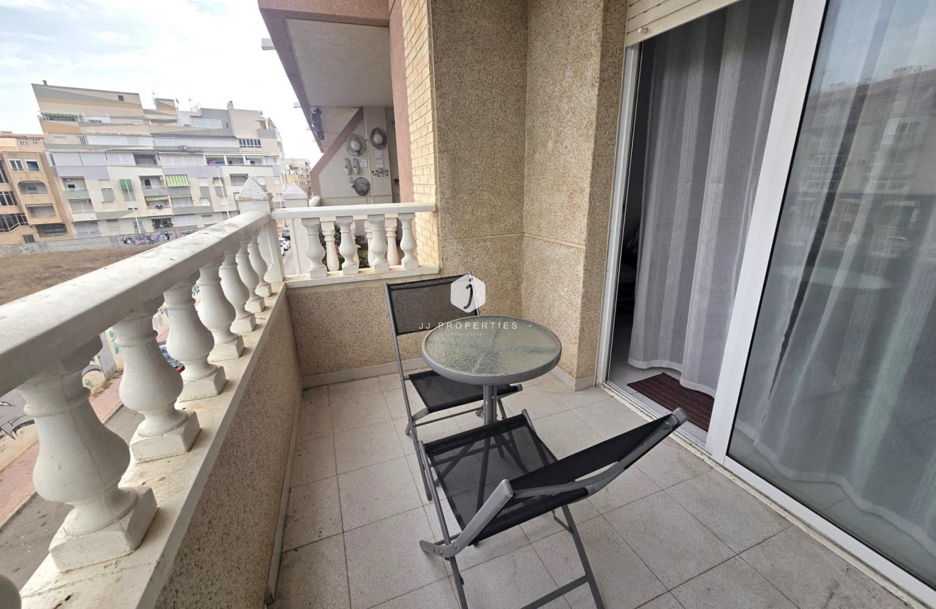 Aus zweiter Hand - Wohnung -
Torrevieja - La Mata Pueblo