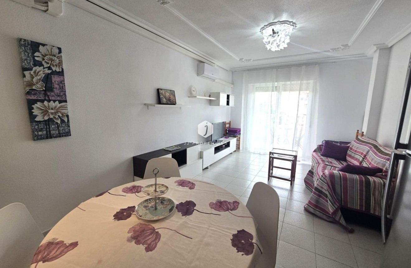 Aus zweiter Hand - Wohnung -
Torrevieja - La Mata Pueblo