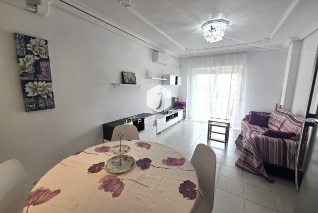 Aus zweiter Hand - Wohnung -
Torrevieja - La Mata Pueblo