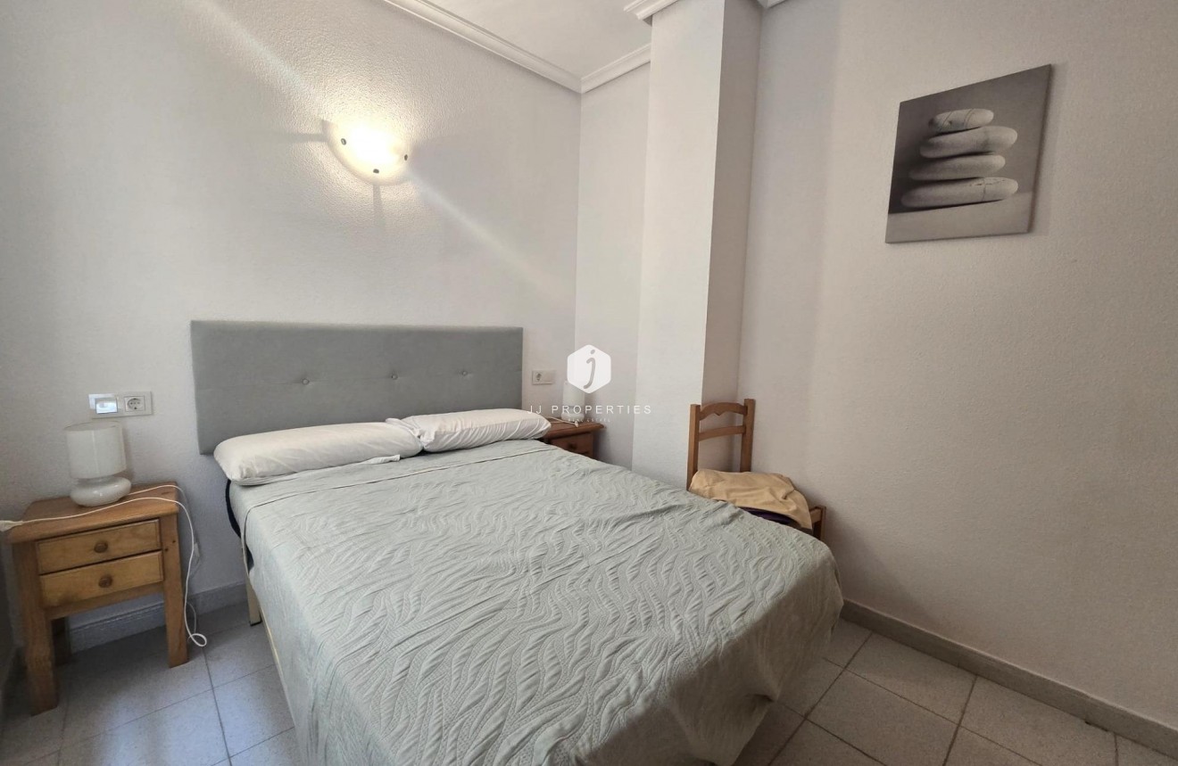 Aus zweiter Hand - Wohnung -
Torrevieja - La Mata Pueblo