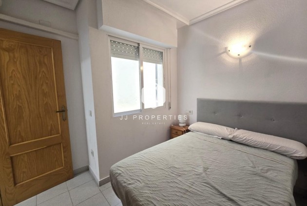 Aus zweiter Hand - Wohnung -
Torrevieja - La Mata Pueblo