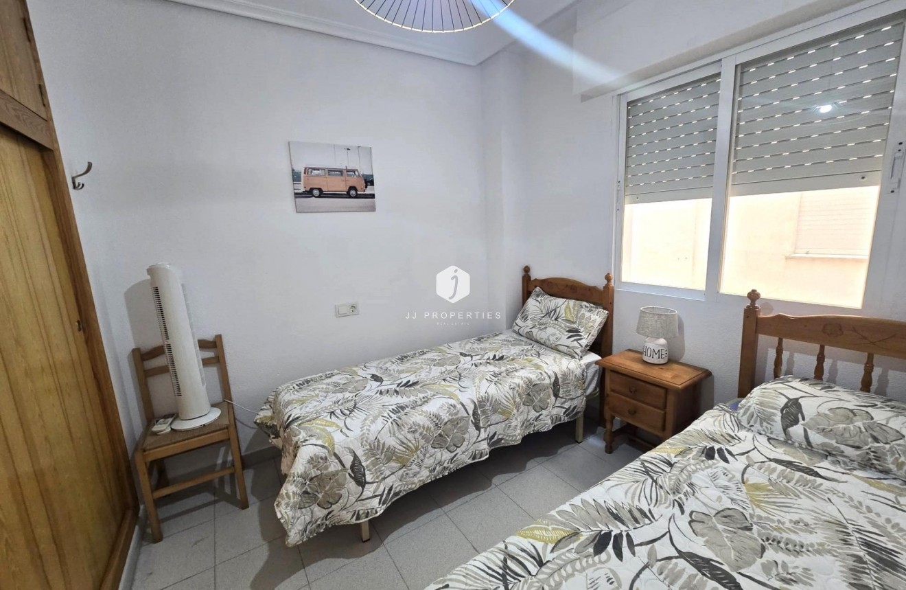 Aus zweiter Hand - Wohnung -
Torrevieja - La Mata Pueblo
