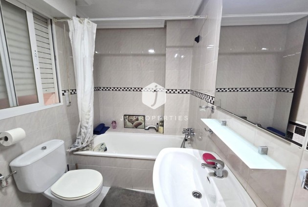 Aus zweiter Hand - Wohnung -
Torrevieja - La Mata Pueblo
