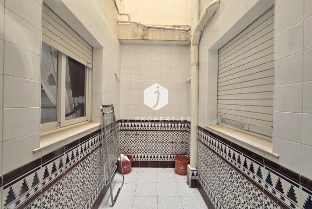 Aus zweiter Hand - Wohnung -
Torrevieja - La Mata Pueblo