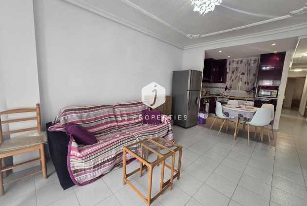 Aus zweiter Hand - Wohnung -
Torrevieja - La Mata Pueblo