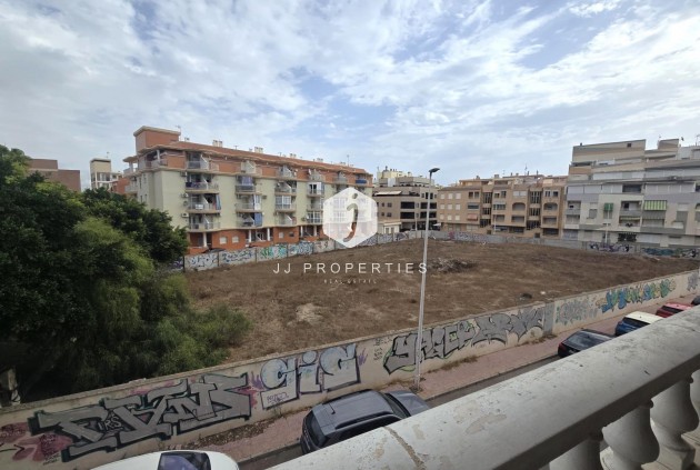 Aus zweiter Hand - Wohnung -
Torrevieja - La Mata Pueblo