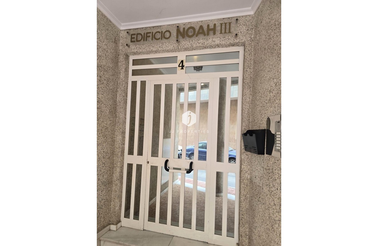 Aus zweiter Hand - Wohnung -
Torrevieja - La Mata Pueblo