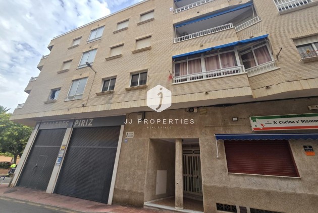 Aus zweiter Hand - Wohnung -
Torrevieja - La Mata Pueblo