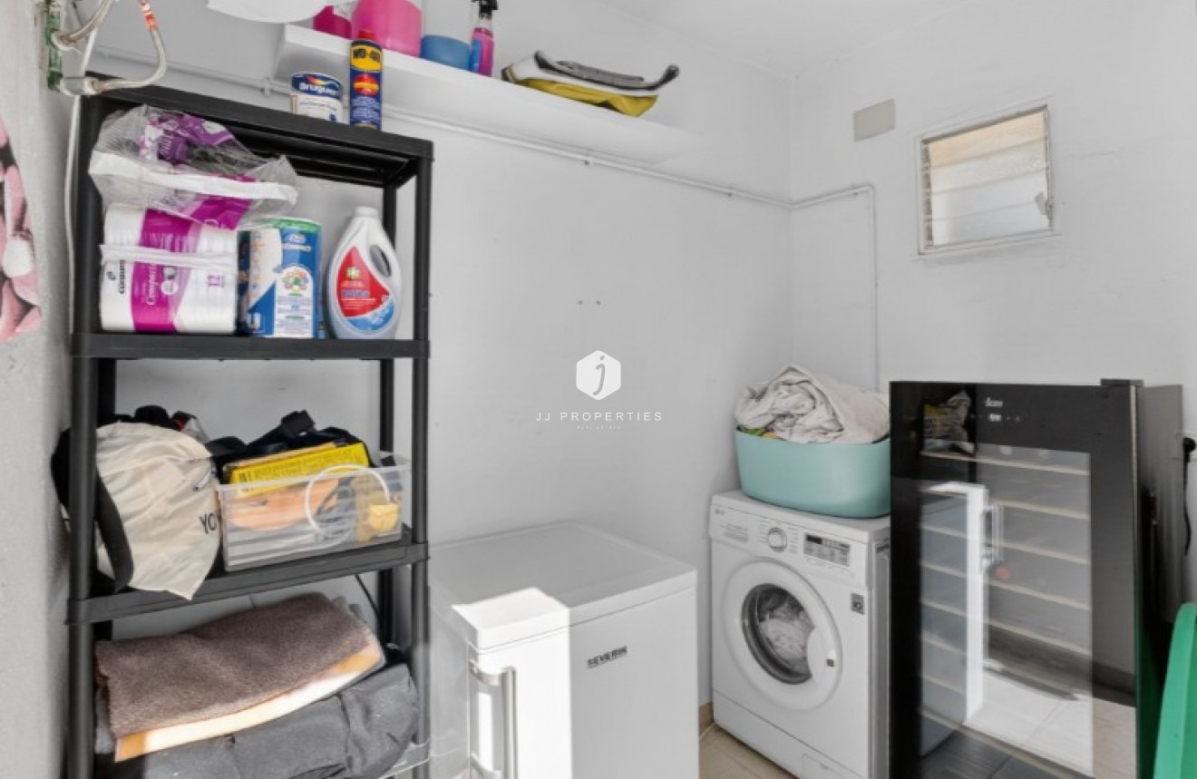 Resale - Villa -
Torrevieja - Costa Blanca