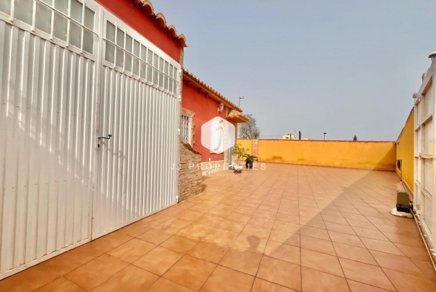 Segunda mano - Villa -
Torrevieja - Los Balcones - Los Altos del Edén