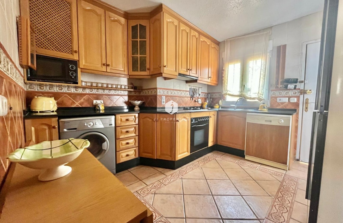 Segunda mano - Villa -
Torrevieja - Los Balcones - Los Altos del Edén