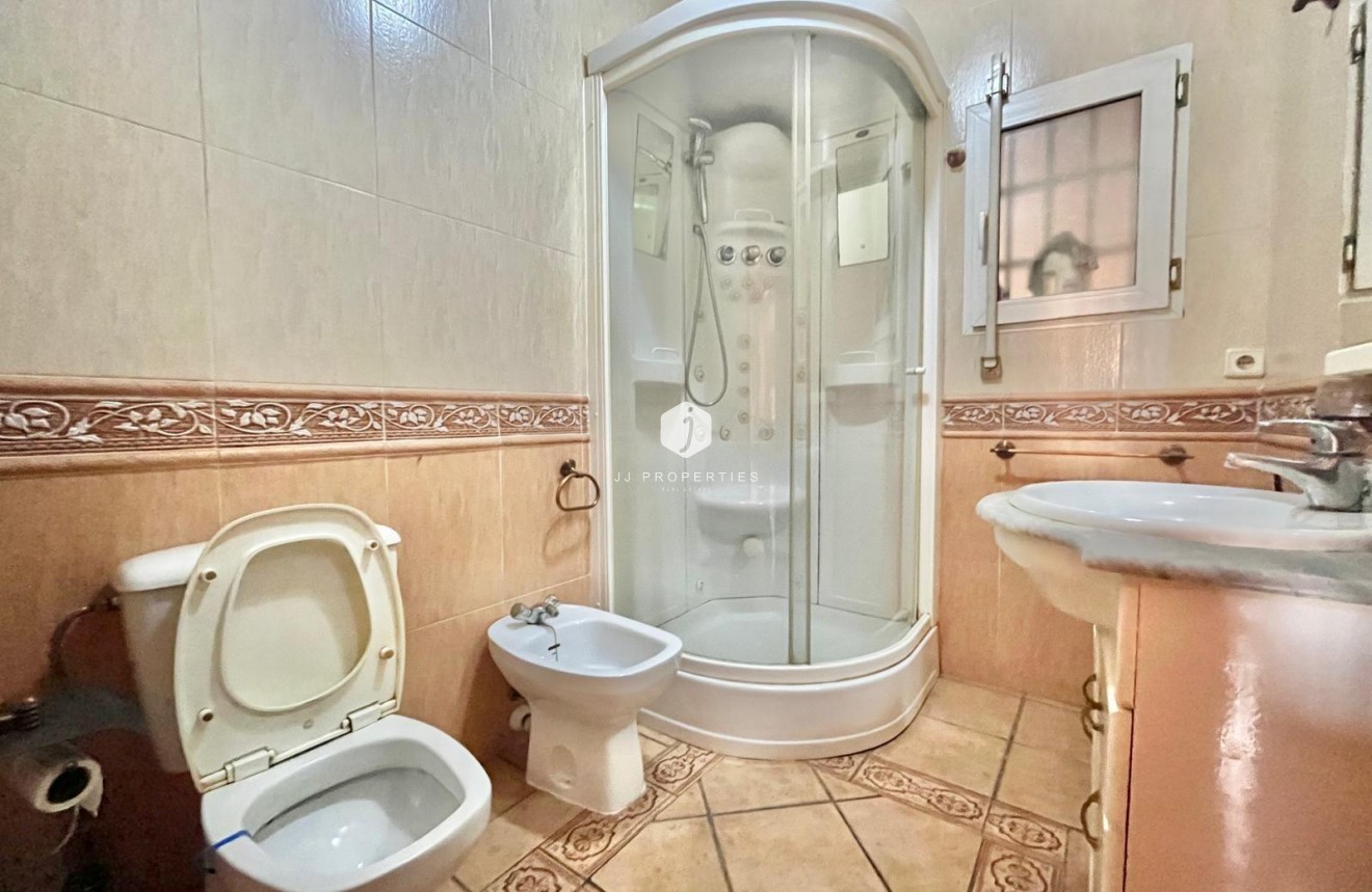Segunda mano - Villa -
Torrevieja - Los Balcones - Los Altos del Edén