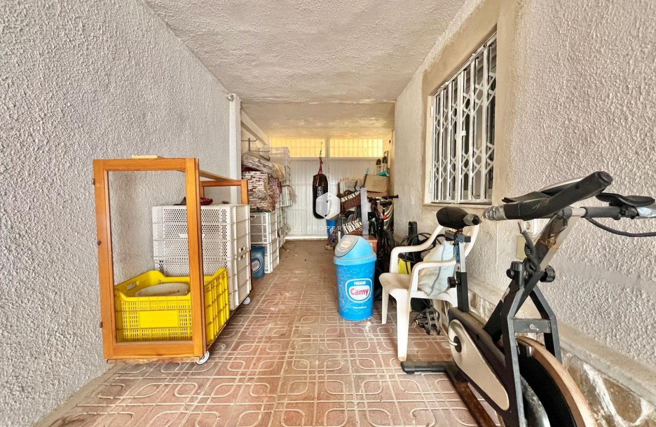 Segunda mano - Villa -
Torrevieja - Los Balcones - Los Altos del Edén
