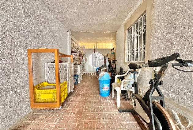 Segunda mano - Villa -
Torrevieja - Los Balcones - Los Altos del Edén