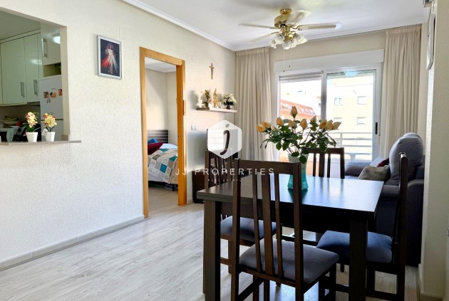 Resale - Apartment / flat -
Torrevieja - El molino