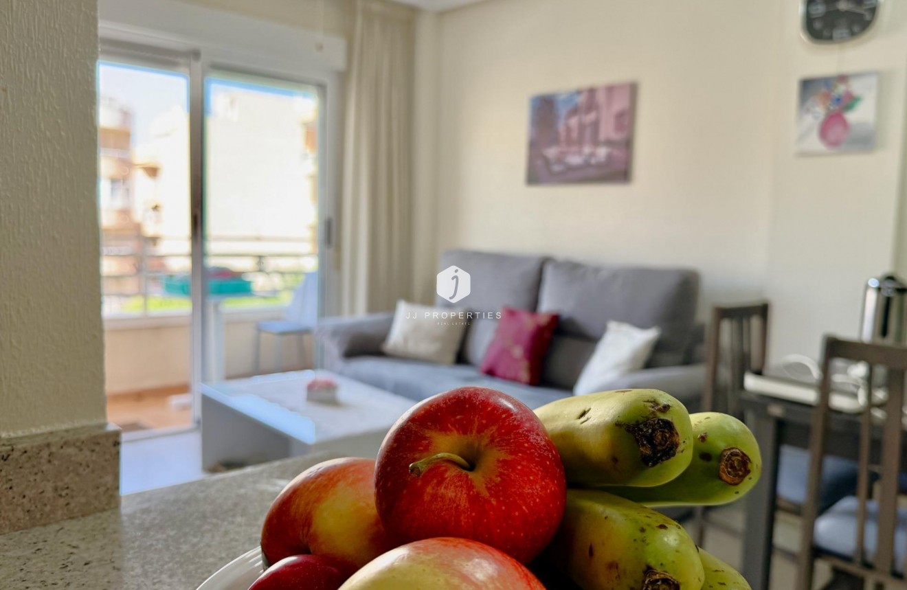 Resale - Apartment / flat -
Torrevieja - El molino