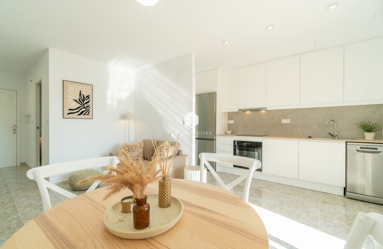 D'occasion - Appartement -
Torrevieja - Costa Blanca