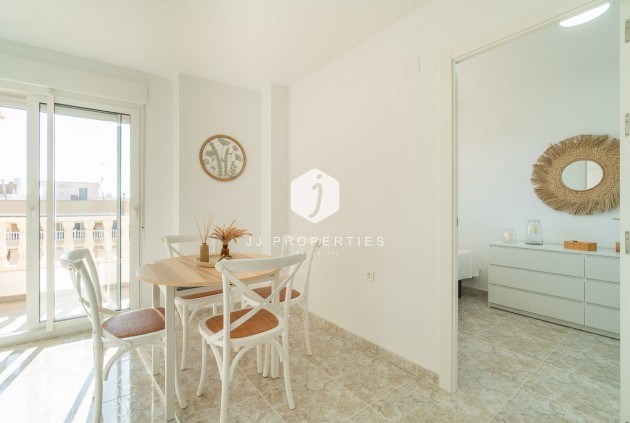 D'occasion - Appartement -
Torrevieja - Costa Blanca