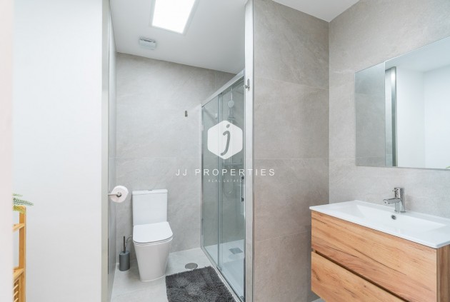 D'occasion - Appartement -
Torrevieja - Costa Blanca
