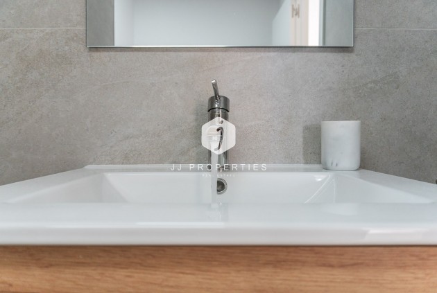 D'occasion - Appartement -
Torrevieja - Costa Blanca