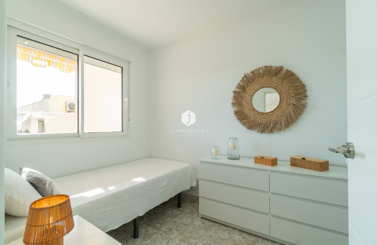 D'occasion - Appartement -
Torrevieja - Costa Blanca
