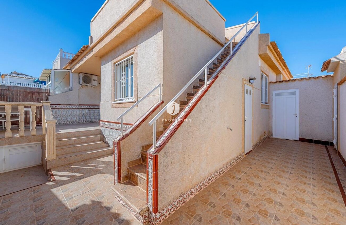 Aus zweiter Hand - Bungalow -
Torrevieja - Los Balcones