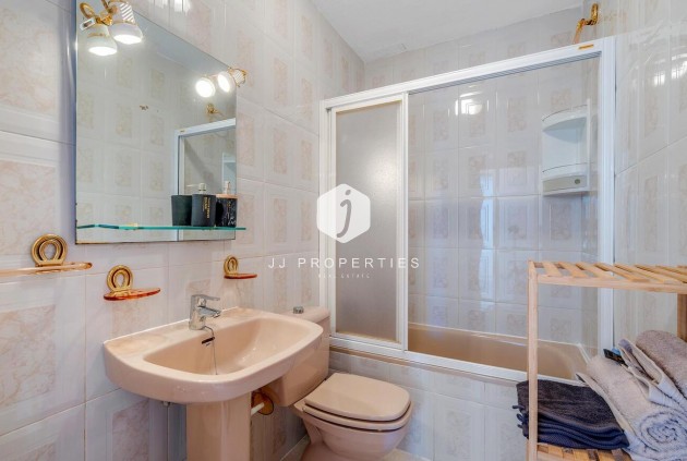 Aus zweiter Hand - Bungalow -
Torrevieja - Los Balcones