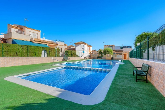 Aus zweiter Hand - Bungalow -
Torrevieja - Los Balcones