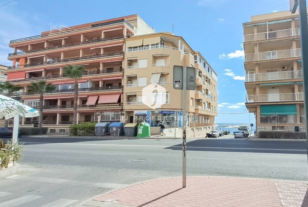 D'occasion - Attique -
Torrevieja - Playa de los Naufragos