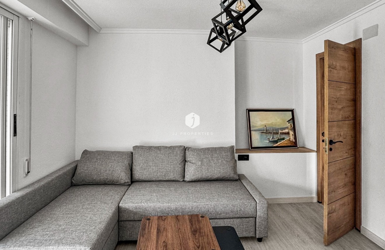 Aus zweiter Hand - Wohnung -
Torrevieja - Costa Blanca