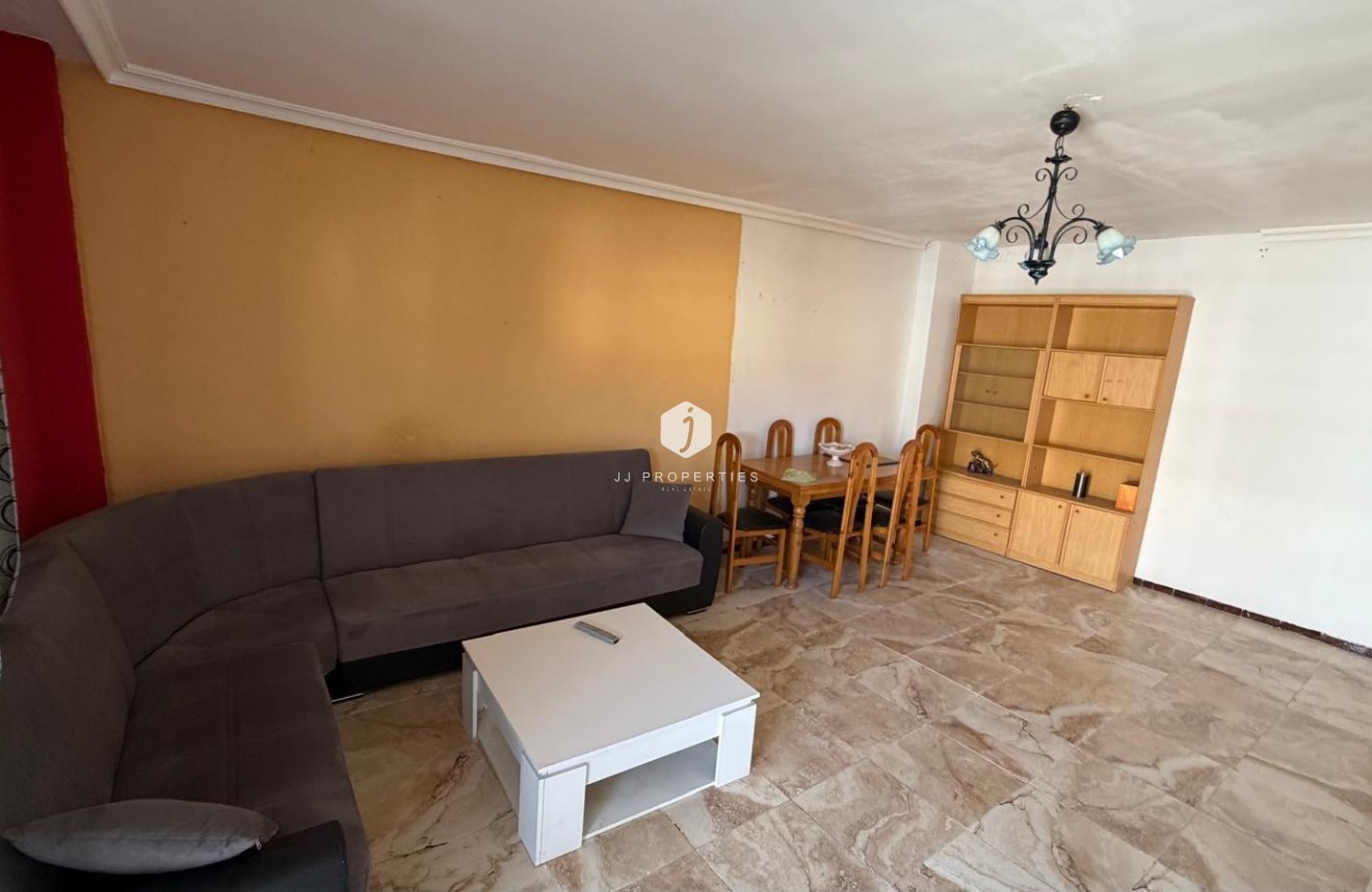 Tweedehands - Appartement / flat -
Torrevieja - Acequion