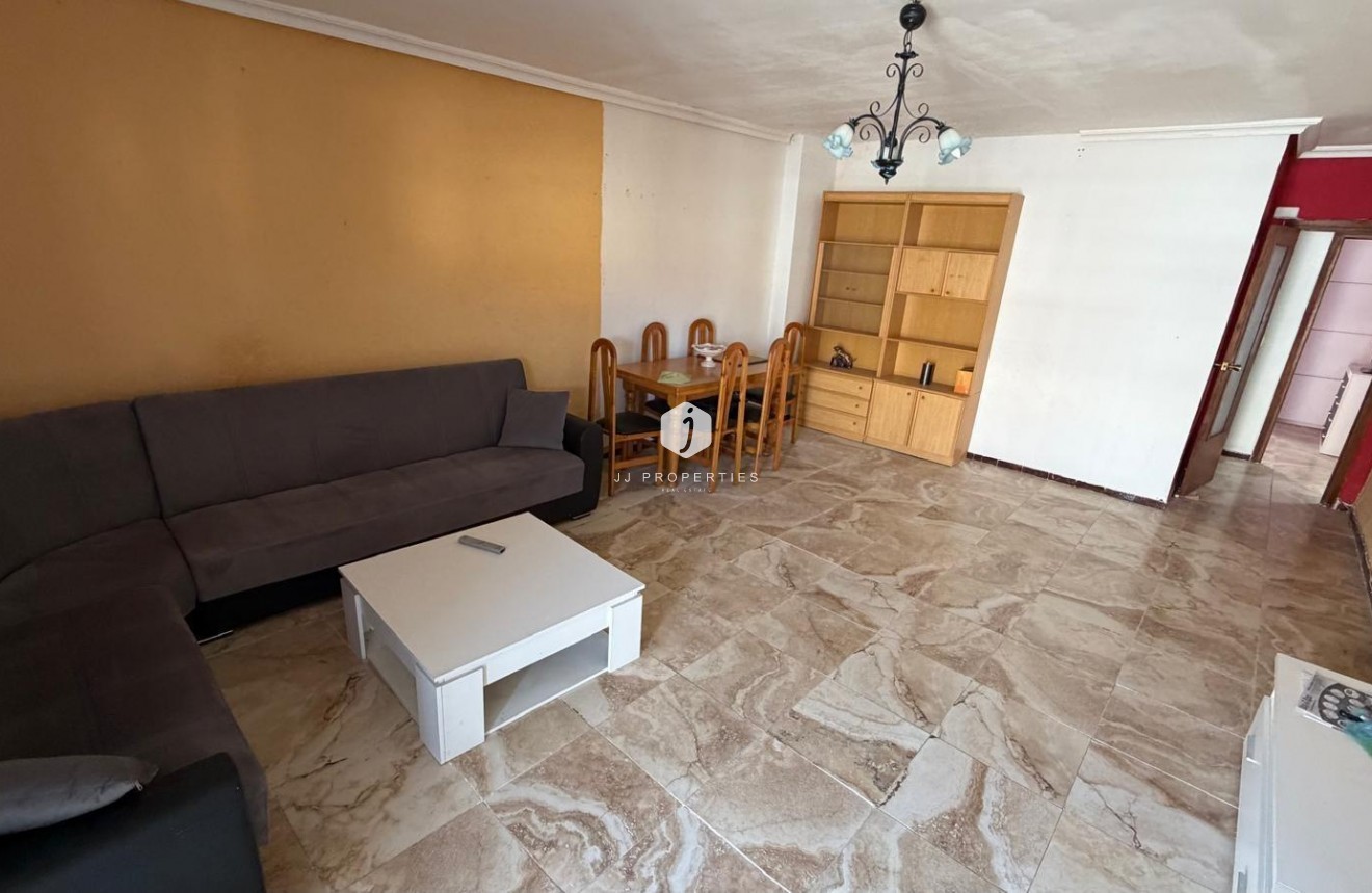 Tweedehands - Appartement / flat -
Torrevieja - Acequion