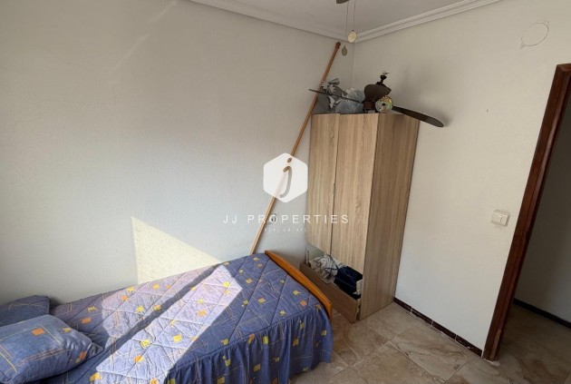 Tweedehands - Appartement / flat -
Torrevieja - Acequion