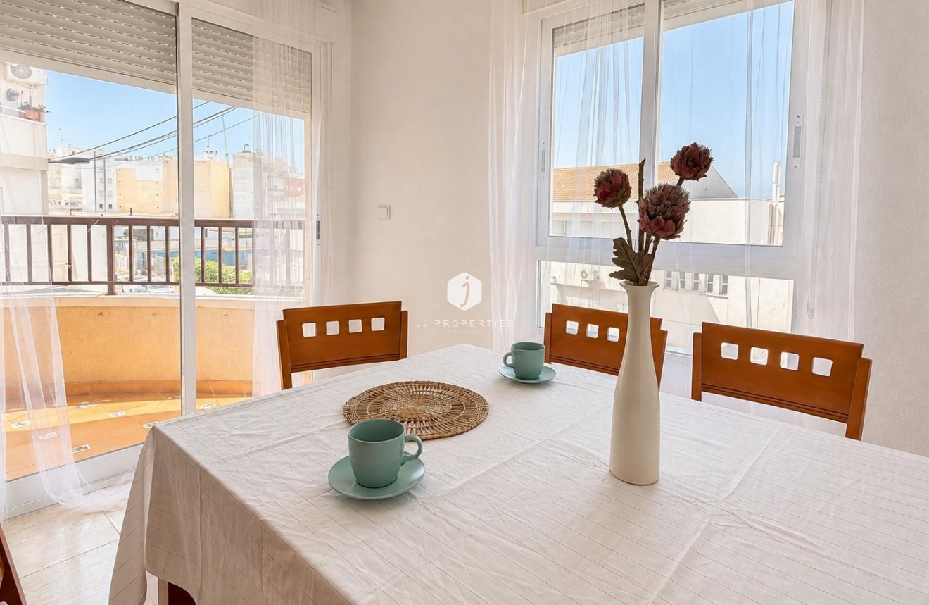D'occasion - Appartement -
Torrevieja - PARQUE DE LAS NACIONES