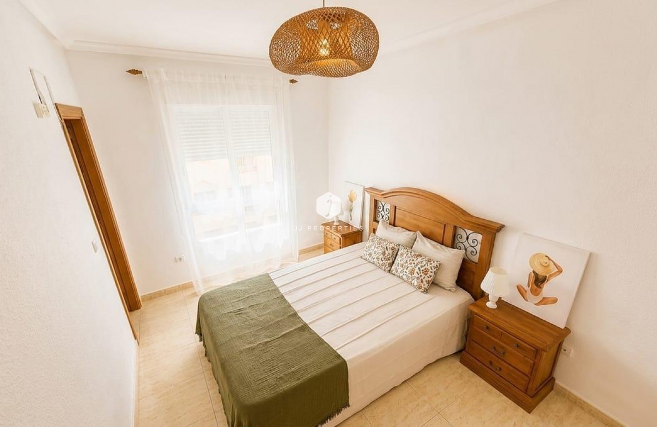 D'occasion - Appartement -
Torrevieja - PARQUE DE LAS NACIONES