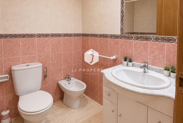 D'occasion - Appartement -
Torrevieja - PARQUE DE LAS NACIONES