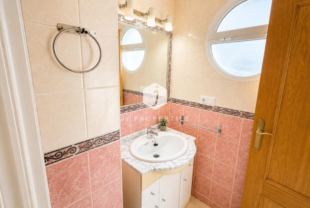 D'occasion - Appartement -
Torrevieja - PARQUE DE LAS NACIONES
