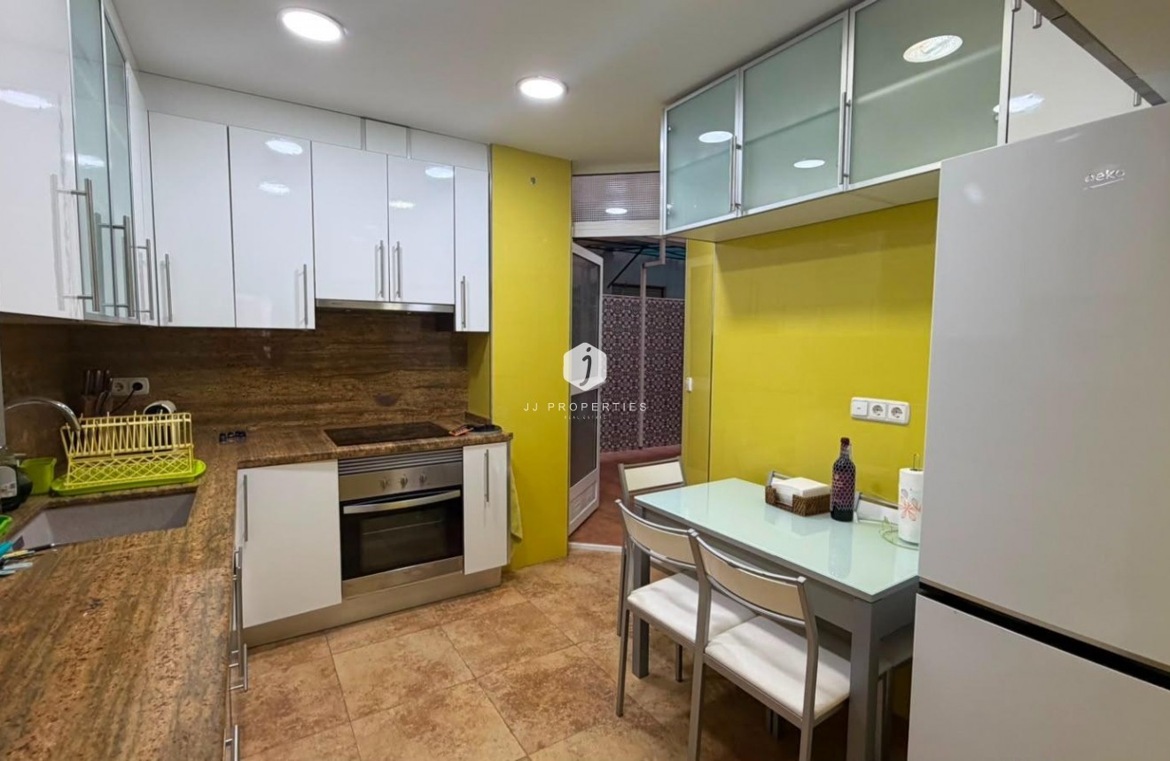 Resale - Apartment / flat -
Torrevieja - Acequion