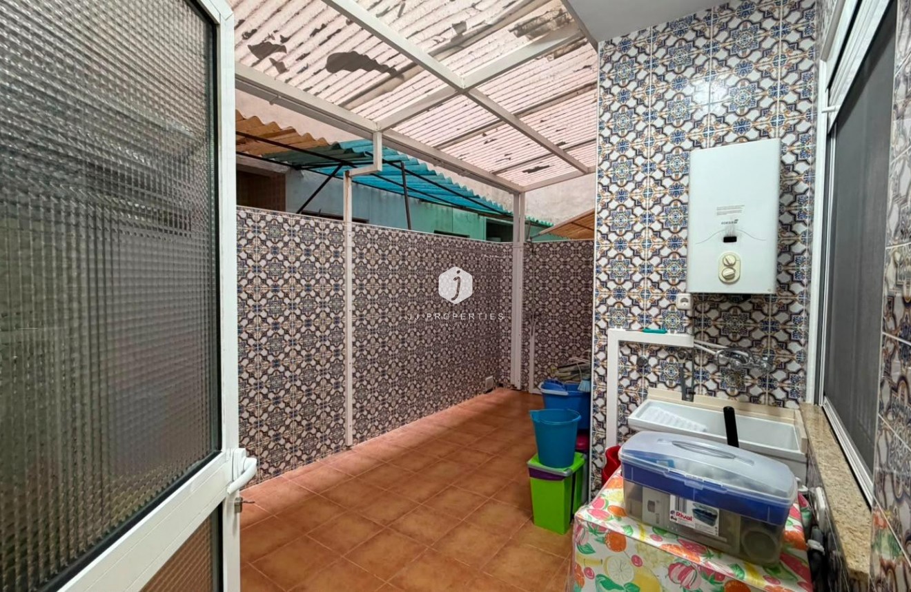 Resale - Apartment / flat -
Torrevieja - Acequion